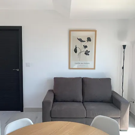 Apartment Canelas 22 *