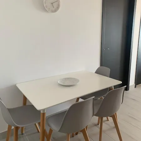 Apartment Canelas 22 *