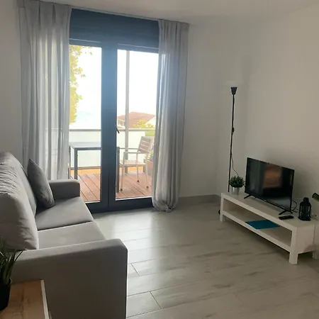Canelas 22 * Sanxenxo